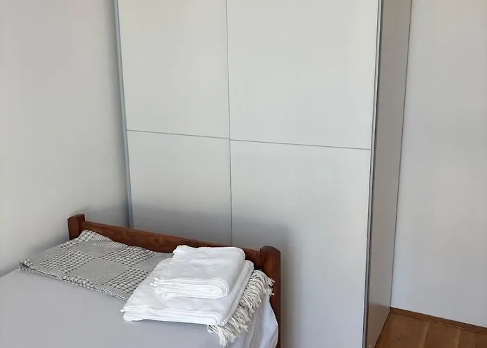 Adria * Brodarica (Sibenik-Knin)